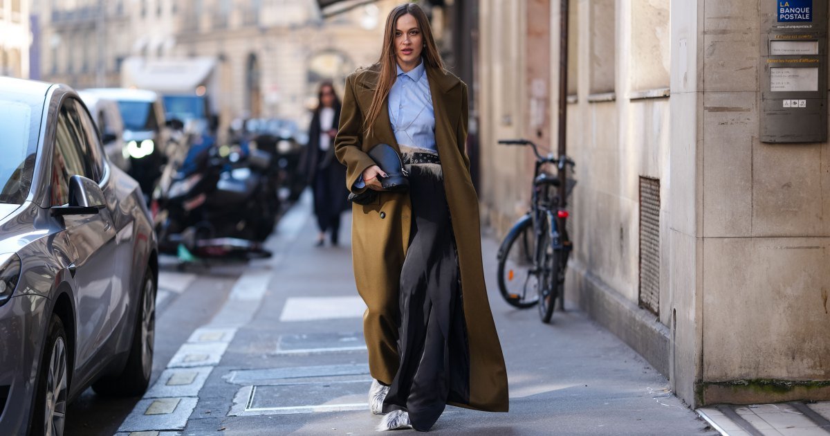 Shop 12 Breezy Lightweight